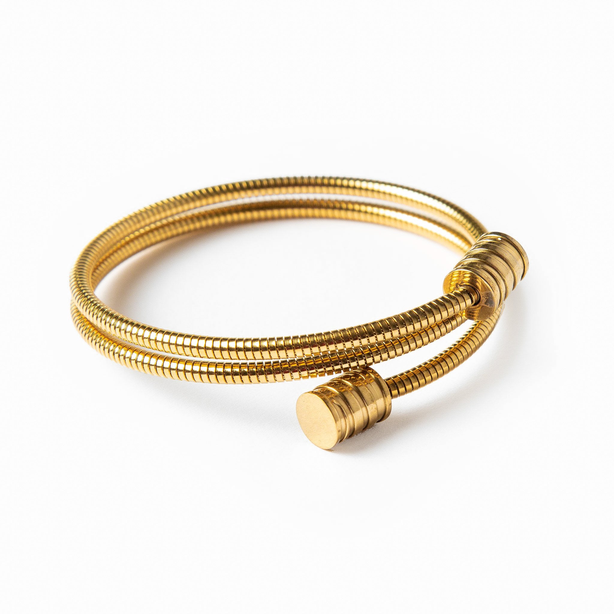 Angie – Pulsera con diseño retorcido en oro