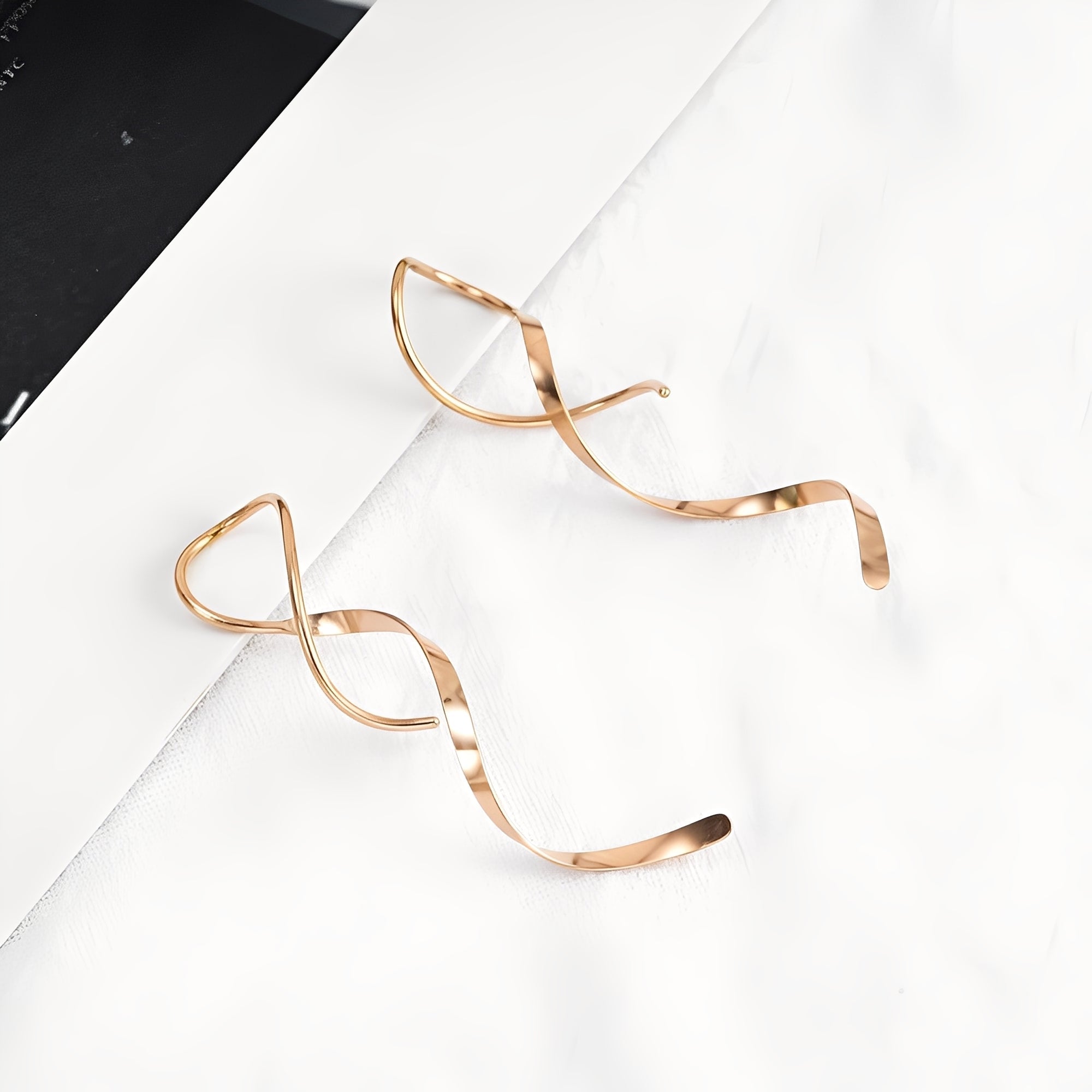 Mel – Pendientes espirales de oro
