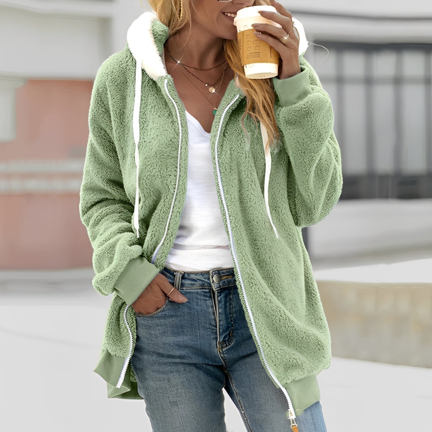 Chloe - Chaqueta con capucha cálida para damas