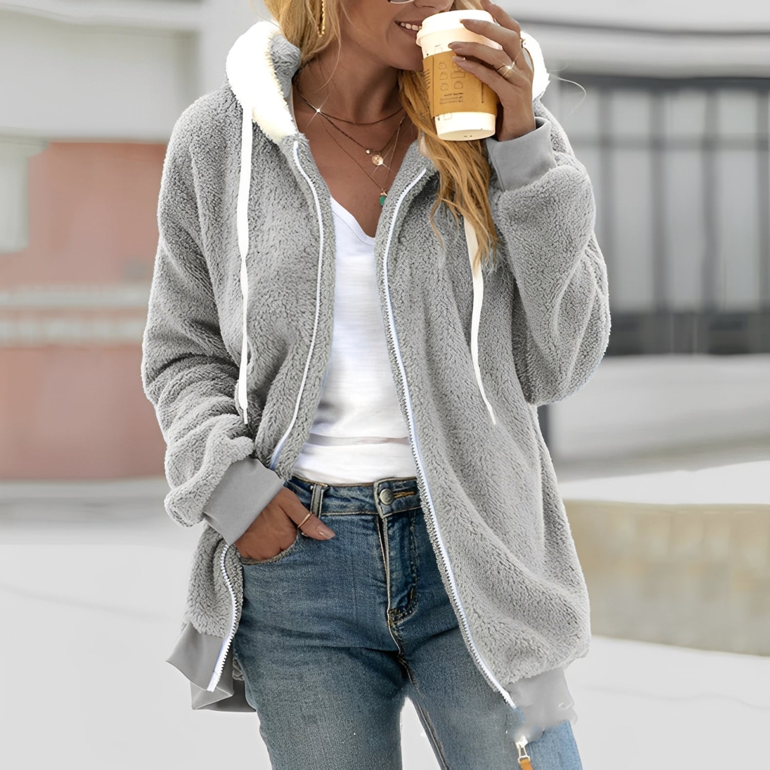 Chloe - Chaqueta con capucha cálida para damas