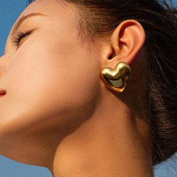 Pendientes grandes en forma de corazón