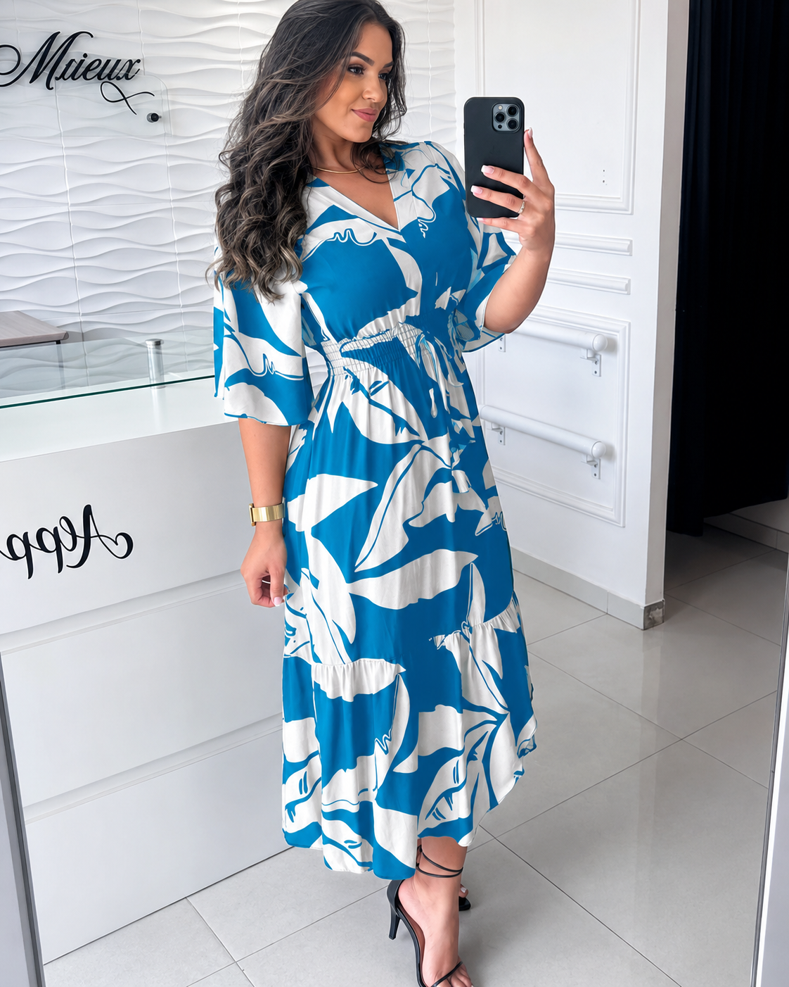 Agathe - Vestido Midi Elegante con Cuello en V