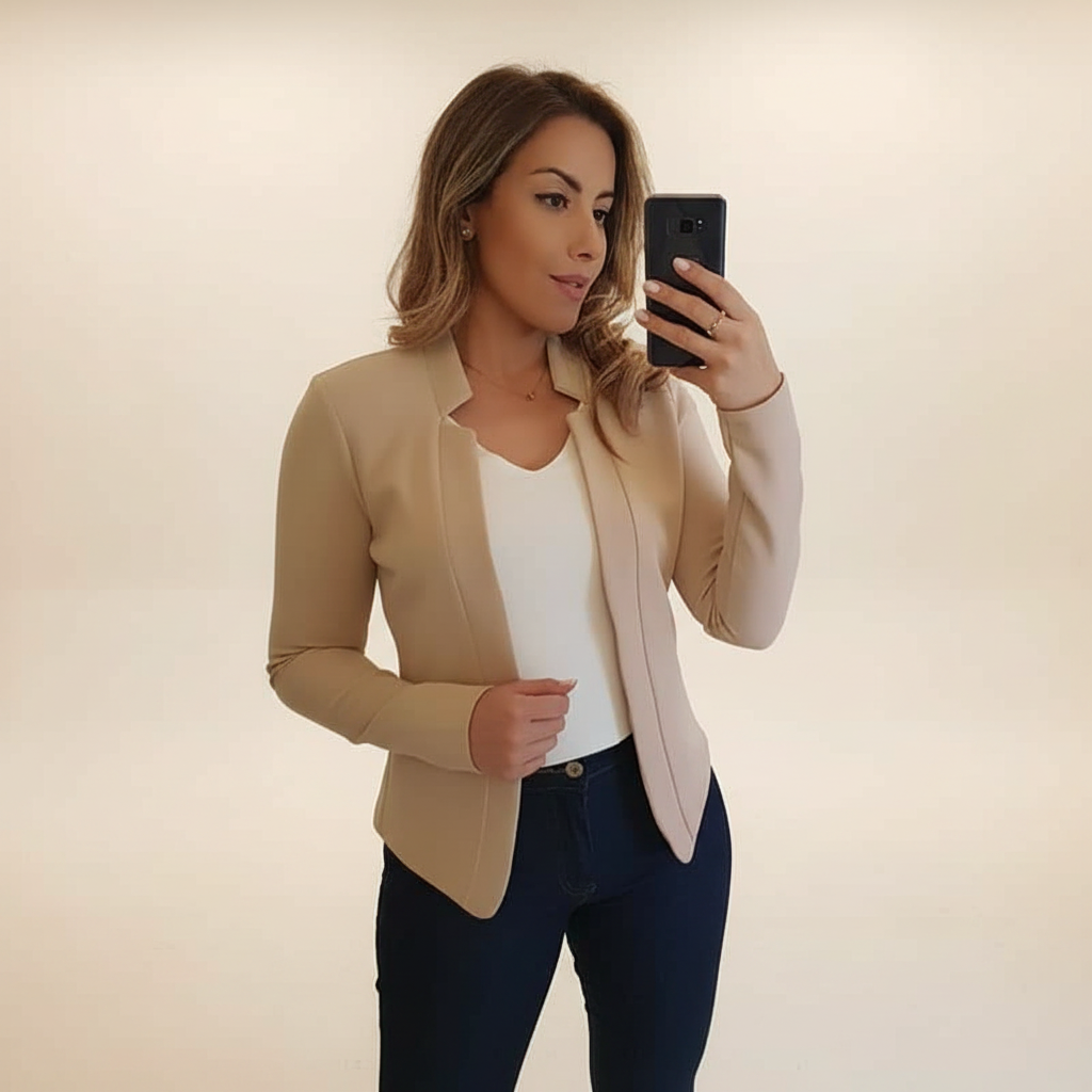 Josselyne - Blazer Elegante y Chic