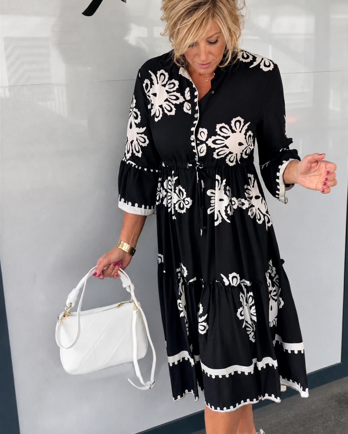 Lelia - Vestido Midi con Botones Elegante