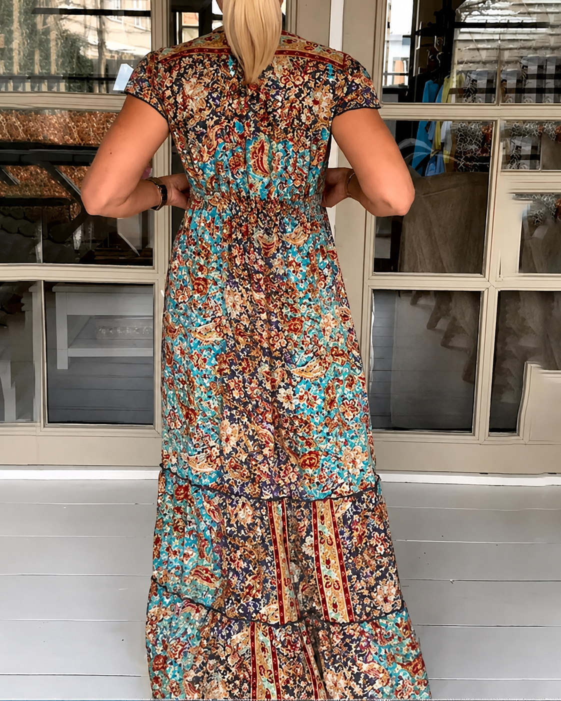 Calneshia - Vestido Maxi Elegante con Cuello en V