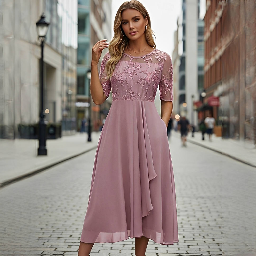 Victoria - Vestido Elegante de Encaje Hueco