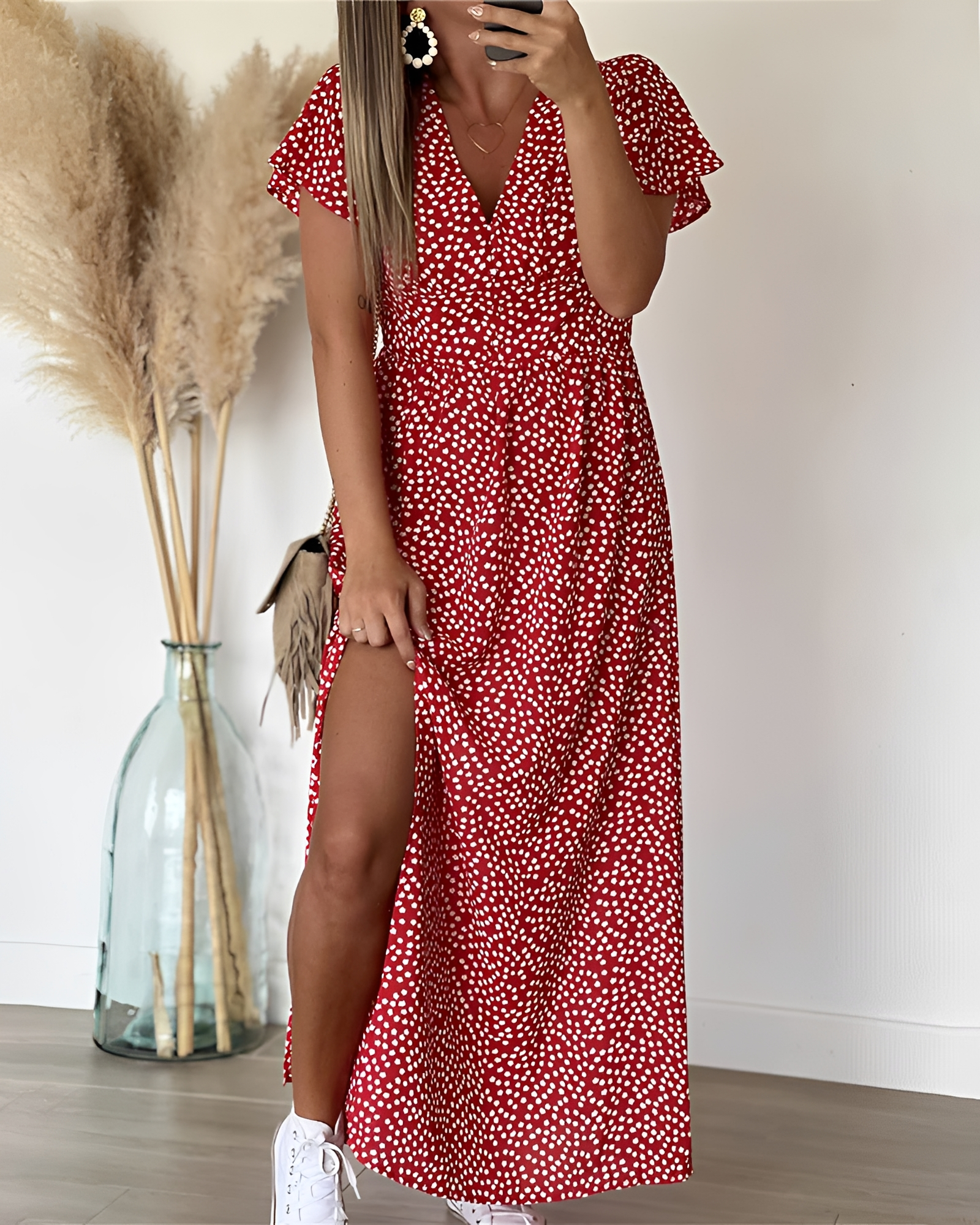 Marion - Vestido Estiloso con Cuello en V y Abertura