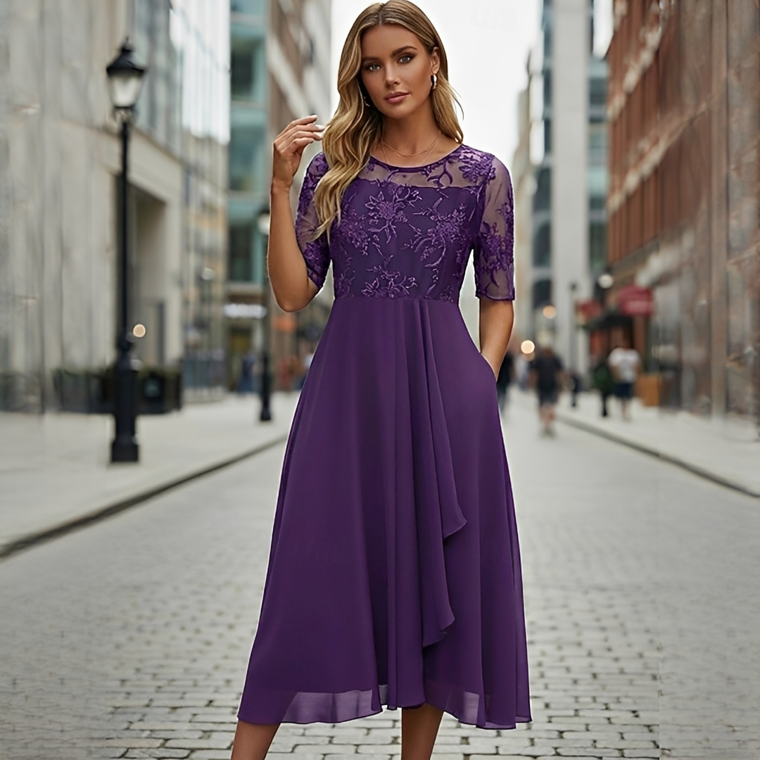 Victoria - Vestido Elegante de Encaje Hueco