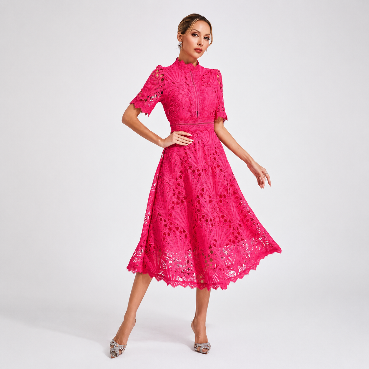 Hallie - Vestido Midi a la Moda