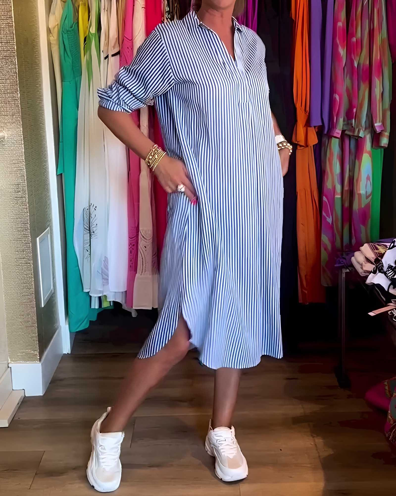 Célia - Vestido Cómodo con Cuello y Cuello en V
