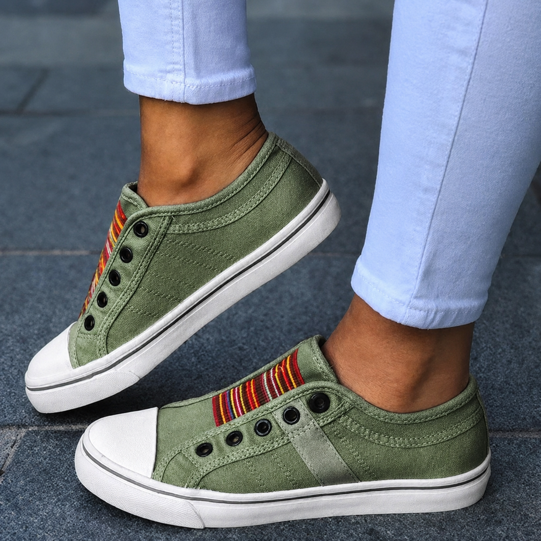 Jorrie - Zapatillas Clásicas de Lona con Elástico
