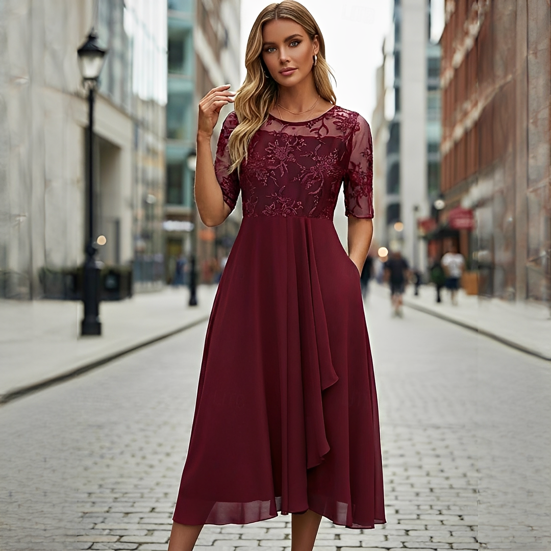 Victoria - Vestido Elegante de Encaje Hueco