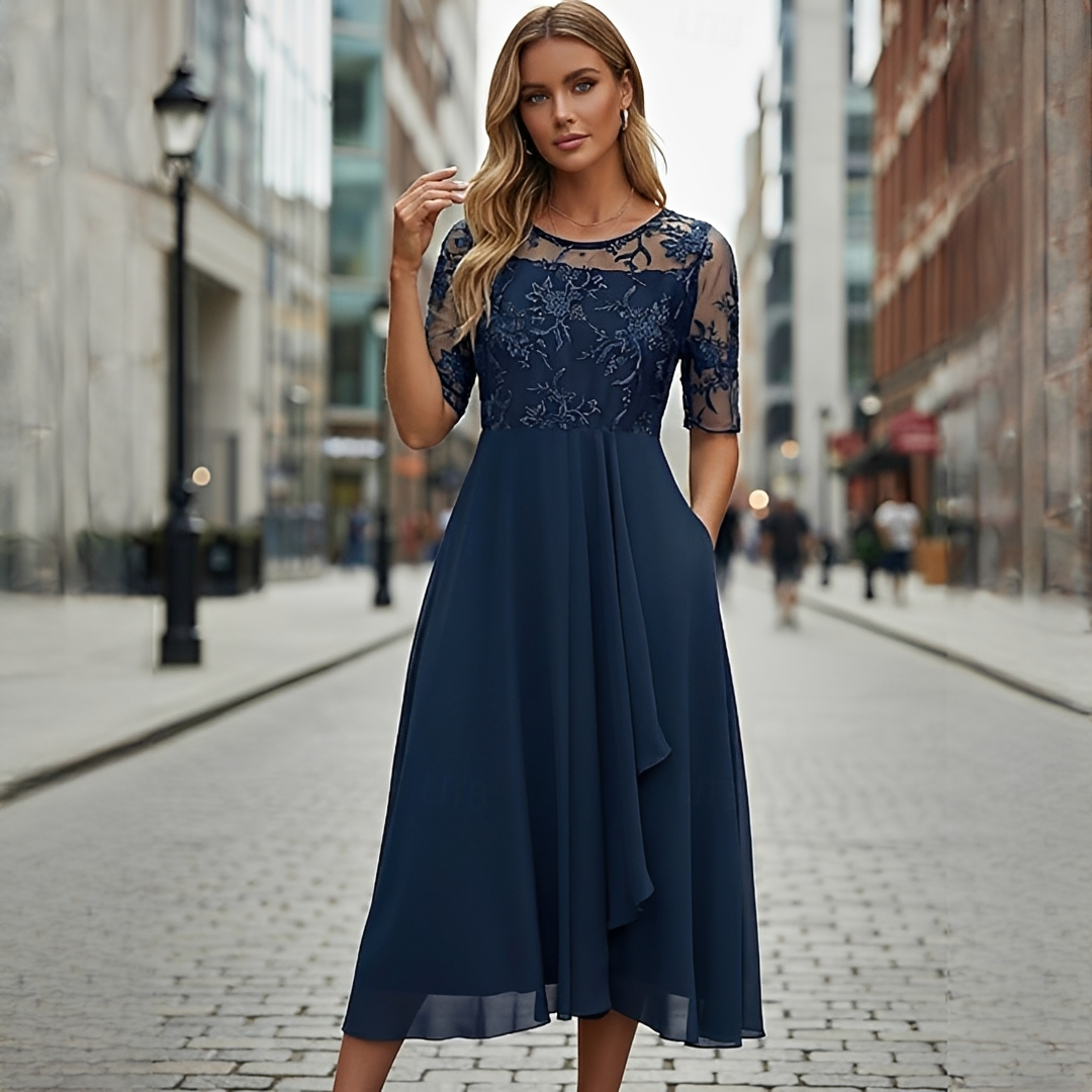 Victoria - Vestido Elegante de Encaje Hueco