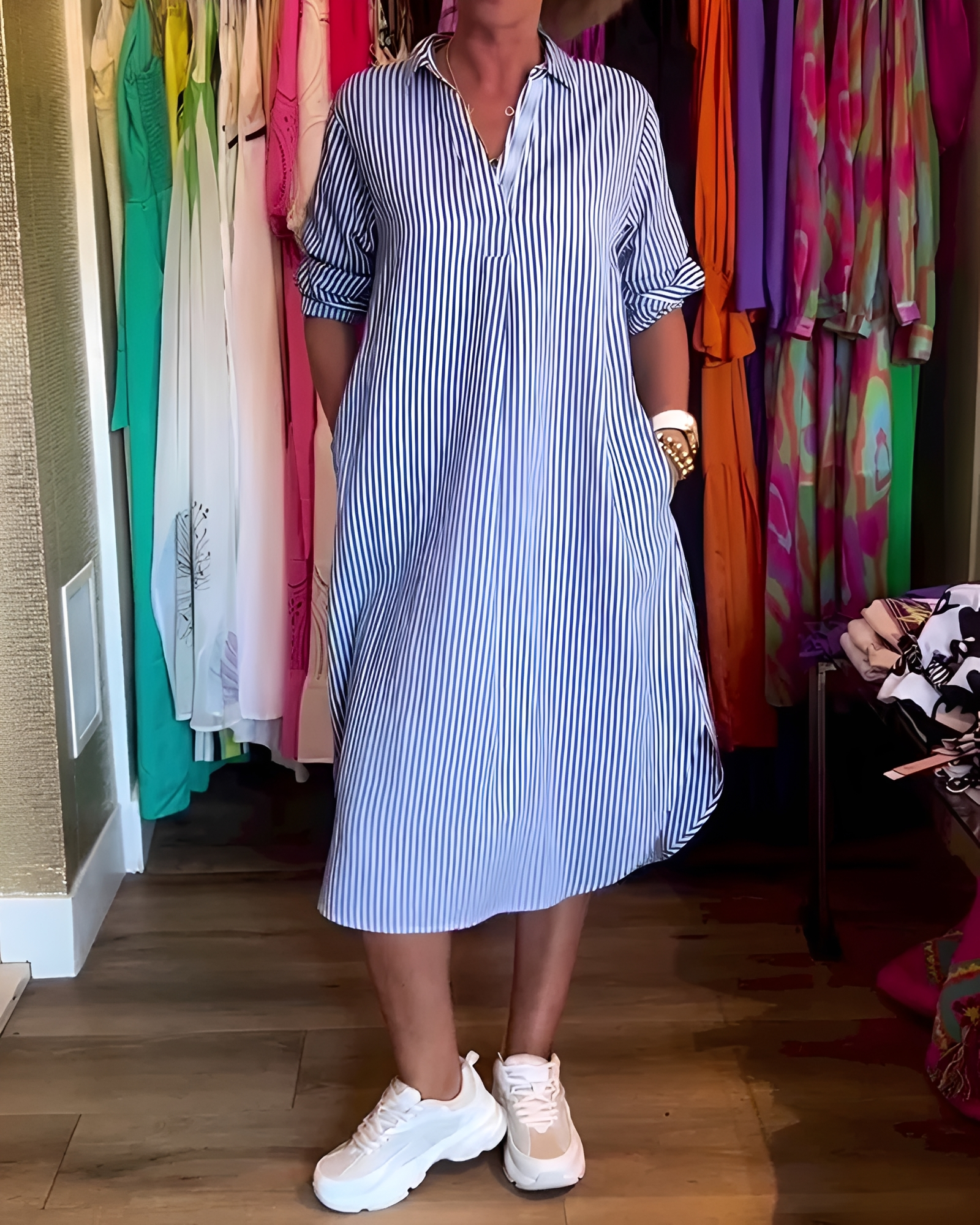 Célia - Vestido Cómodo con Cuello y Cuello en V