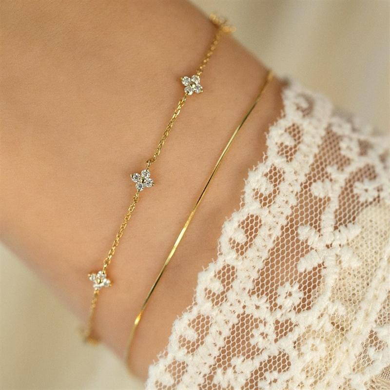Pulsera de Flores de Zircón - Pulsera Minimalista