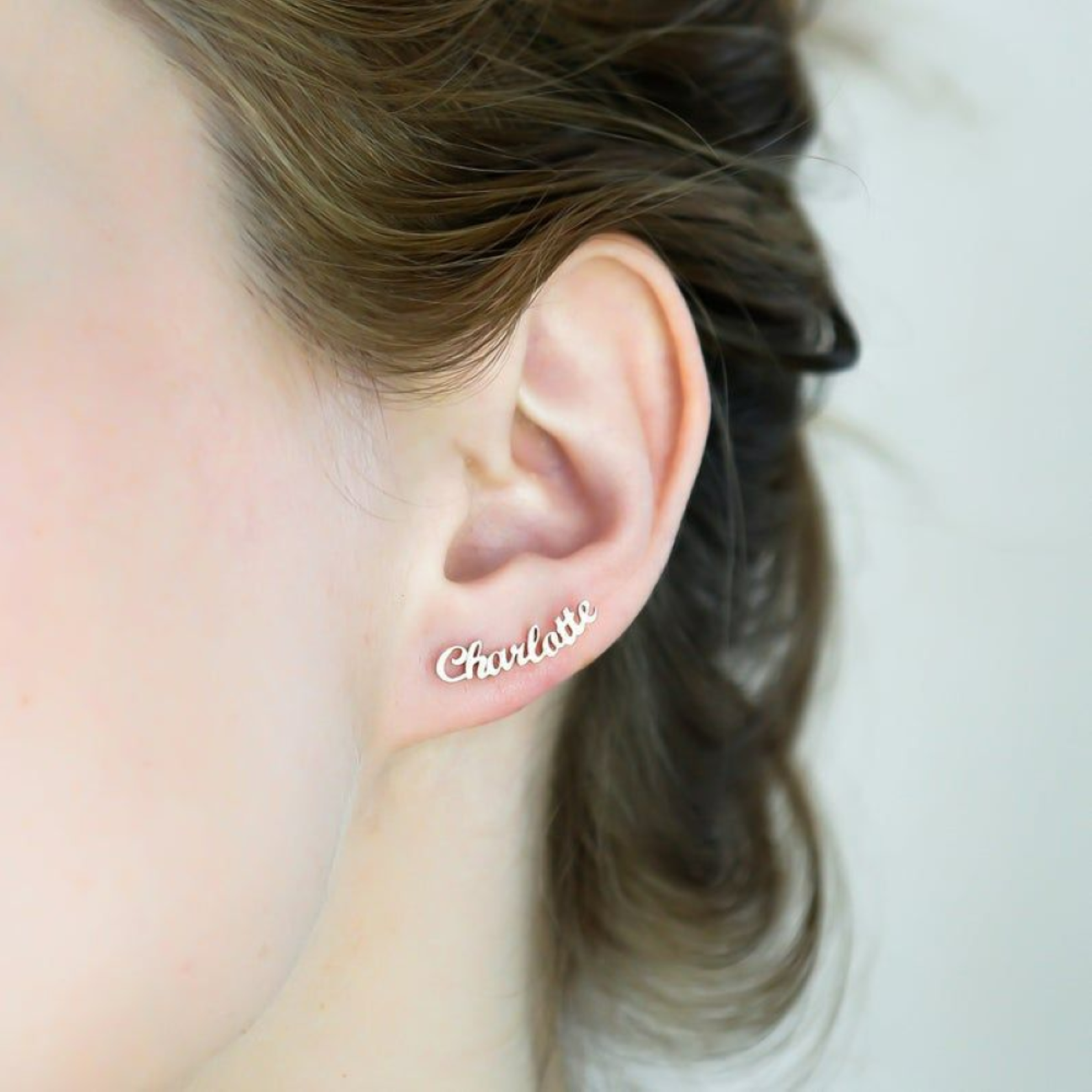 Pendientes de Nombre Personalizados - Pendientes Minimalistas