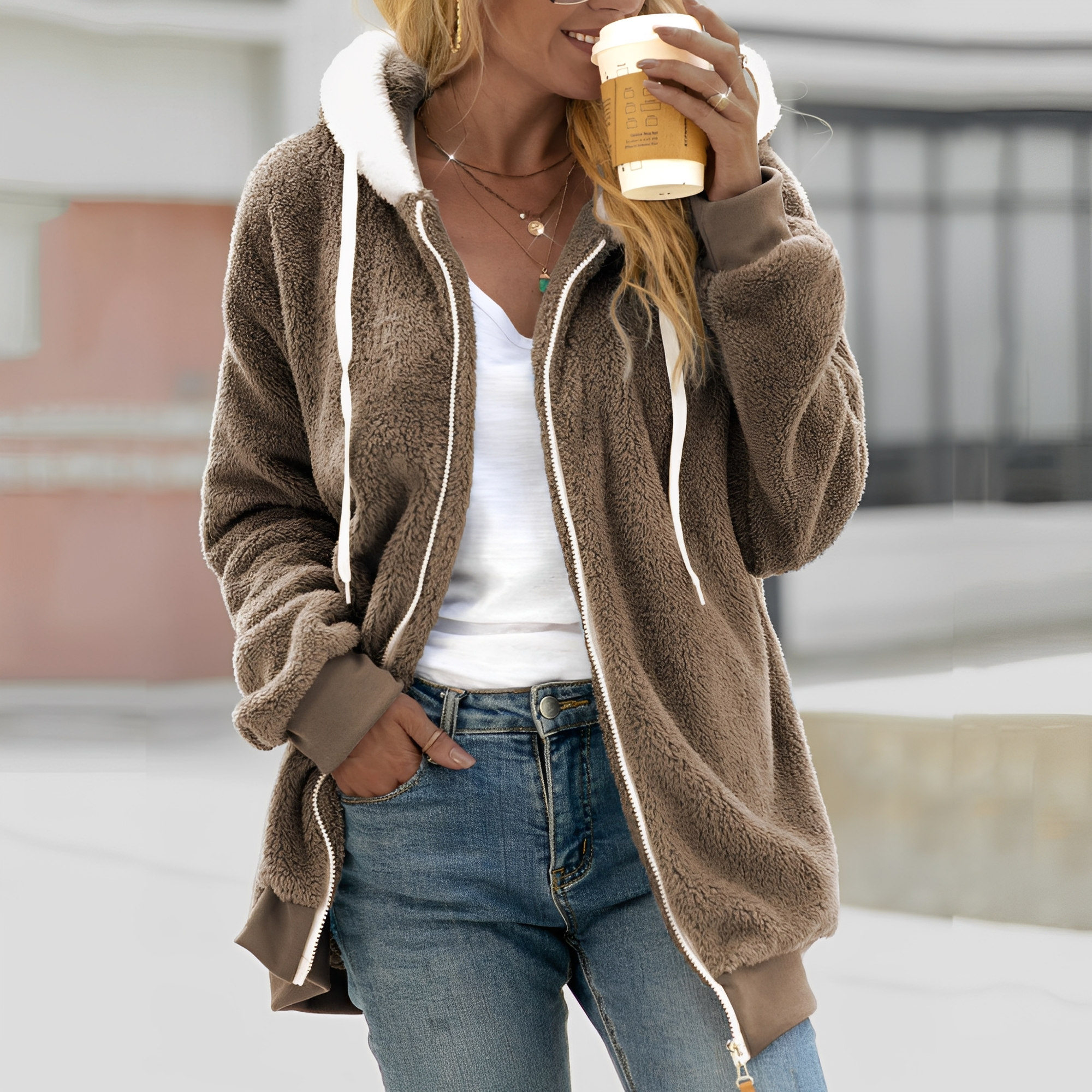 Chloe - Chaqueta con capucha cálida para damas