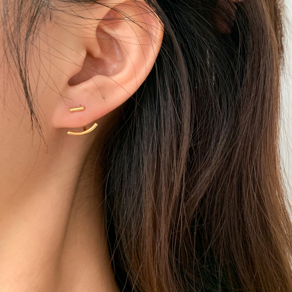 Pendiente Hugger de oreja Bar Jacket
