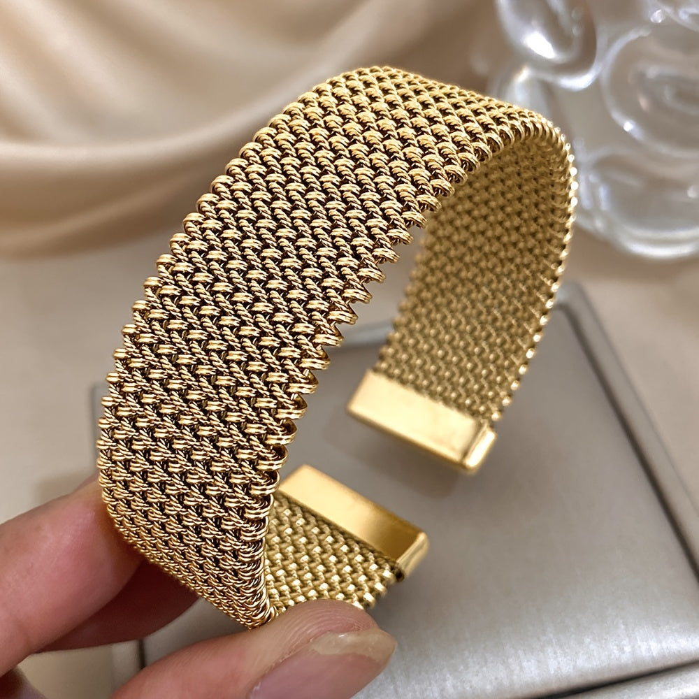 Raya – Pulsera de acero de titanio con cable grabado