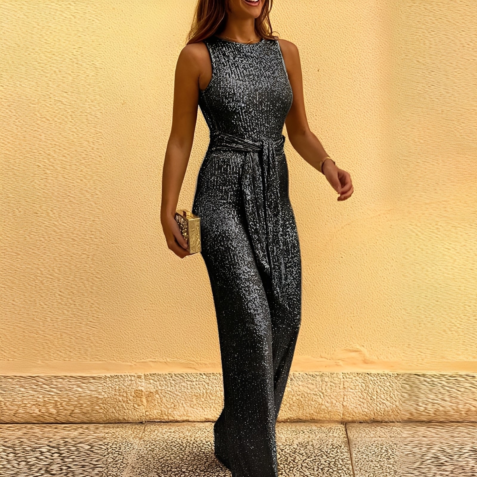 Victoria - Mono elegante y chic