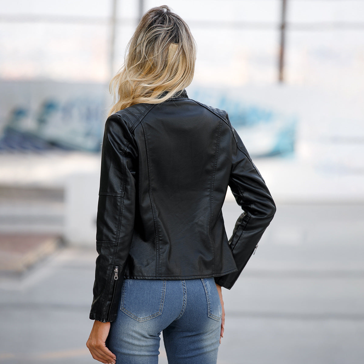 Martha - Chaqueta Ajustada de Estilo Clásico para Mujer