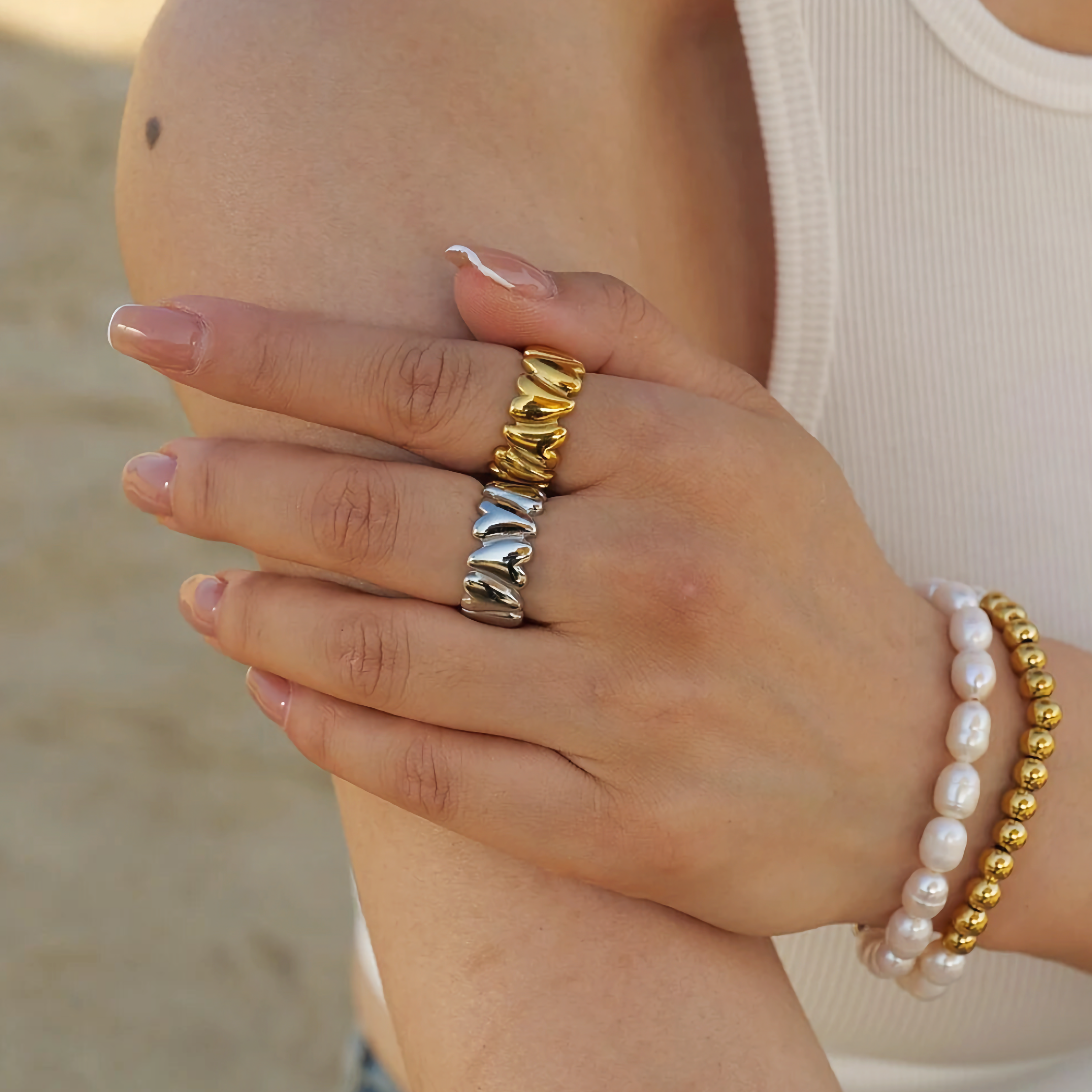 Elena - Anillo de Corazón Inestable en Oro