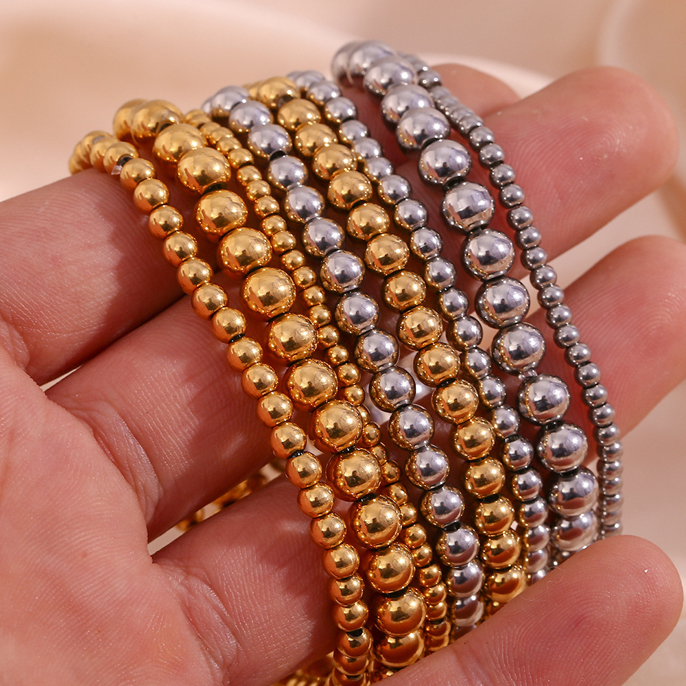 Crea - Pulsera de moda apilable metálica dorada (4mm)