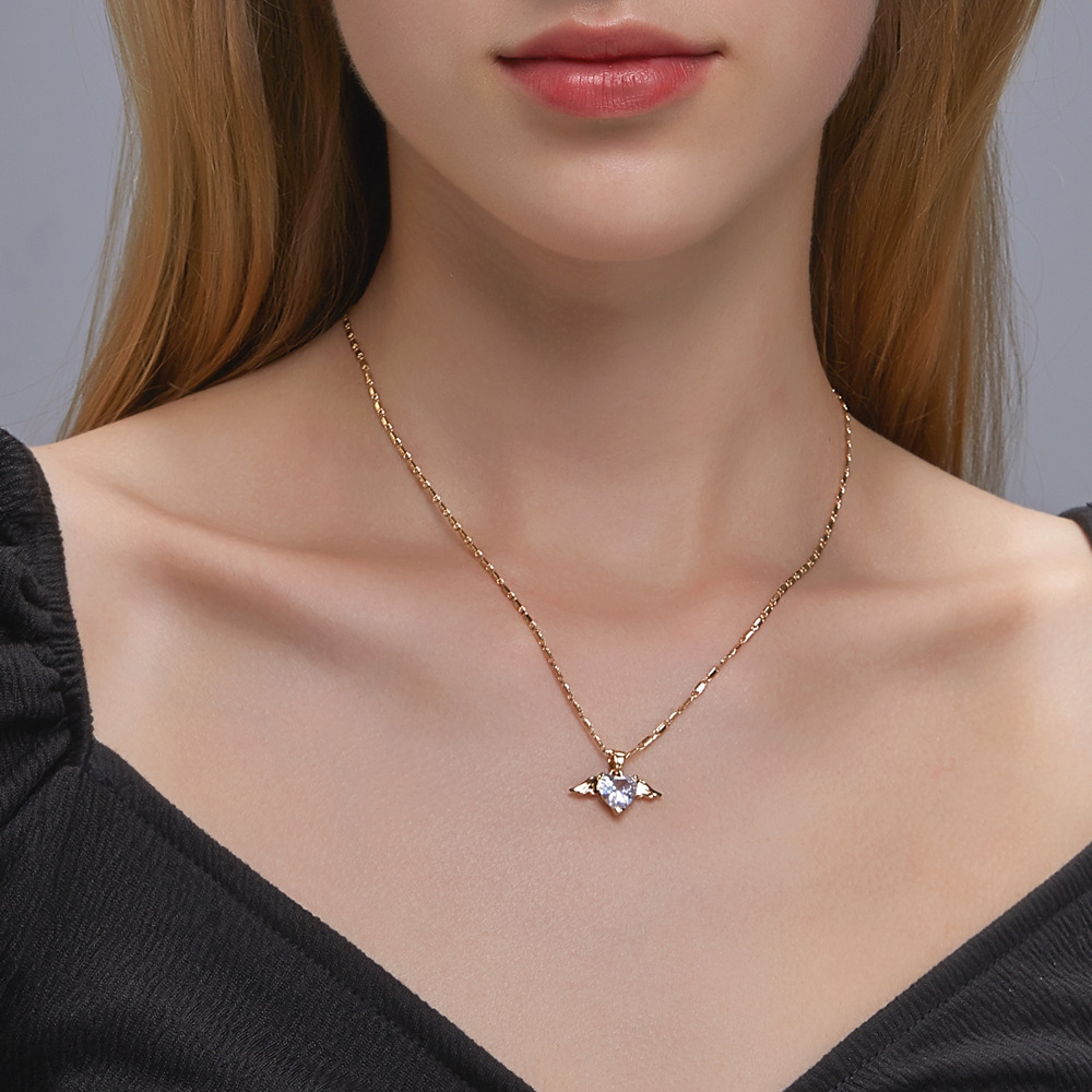 Collar Alas de Amor - Cadena Corazones y Alas