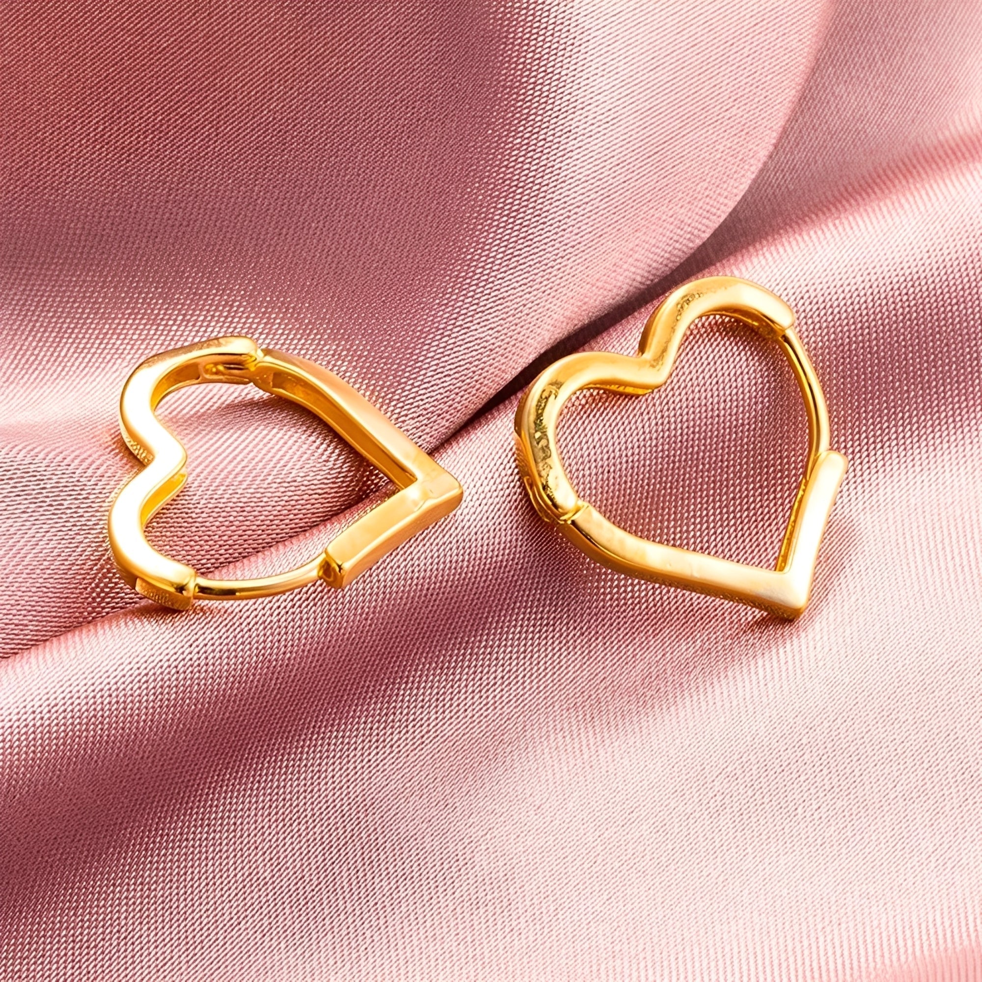 Lena – Aros en forma de corazón de oro (par)