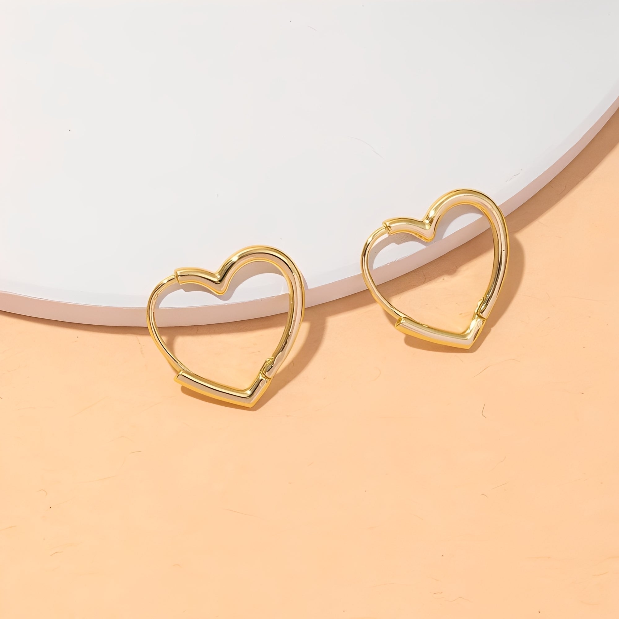 Lena – Aros en forma de corazón de oro (par)