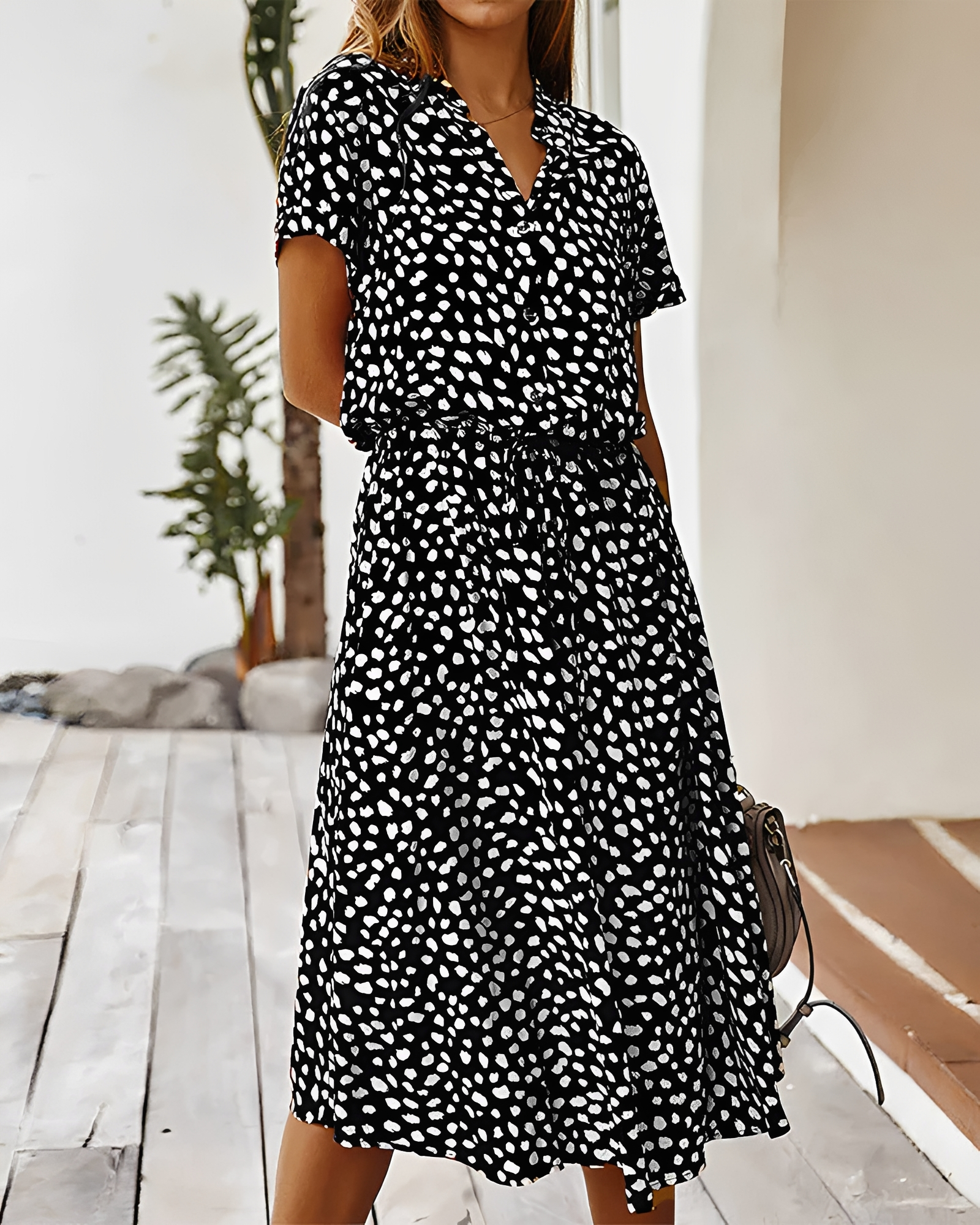 Shannon - Vestido Midi Elegante con Cuello en V