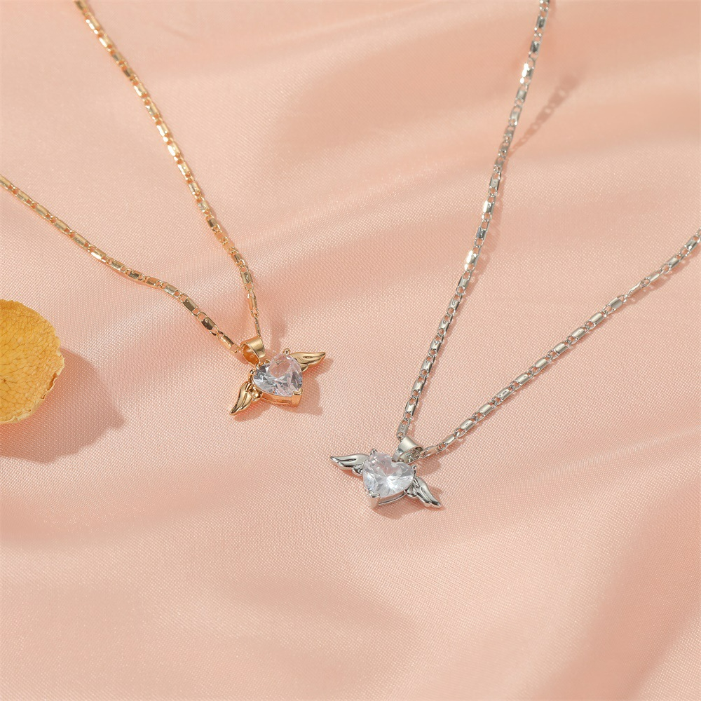 Collar Alas de Amor - Cadena Corazones y Alas