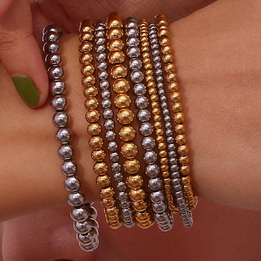 Crea - Pulsera de moda apilable metálica dorada (4mm)
