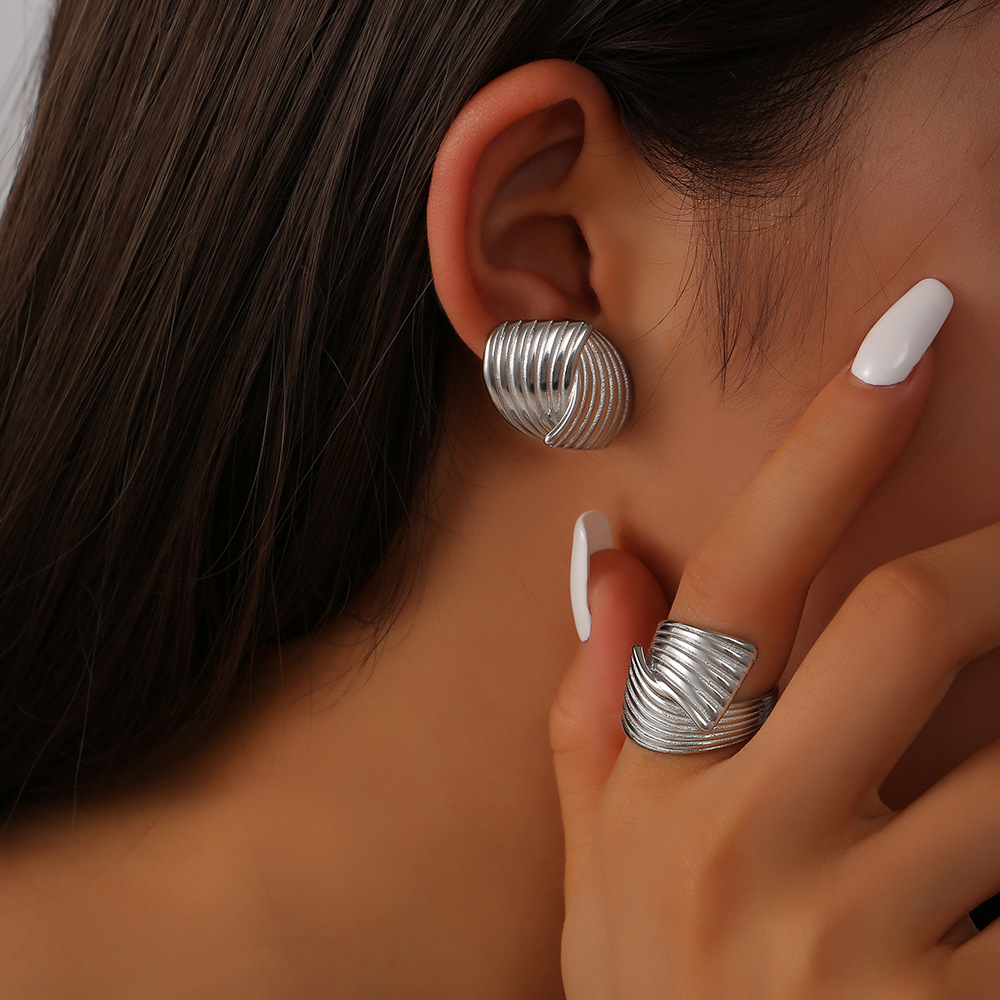 Sonia - Pendientes de olas doradas
