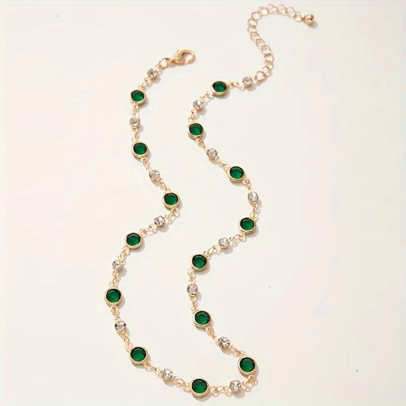 Esmeralda – Collar con colgante verde esmeralda