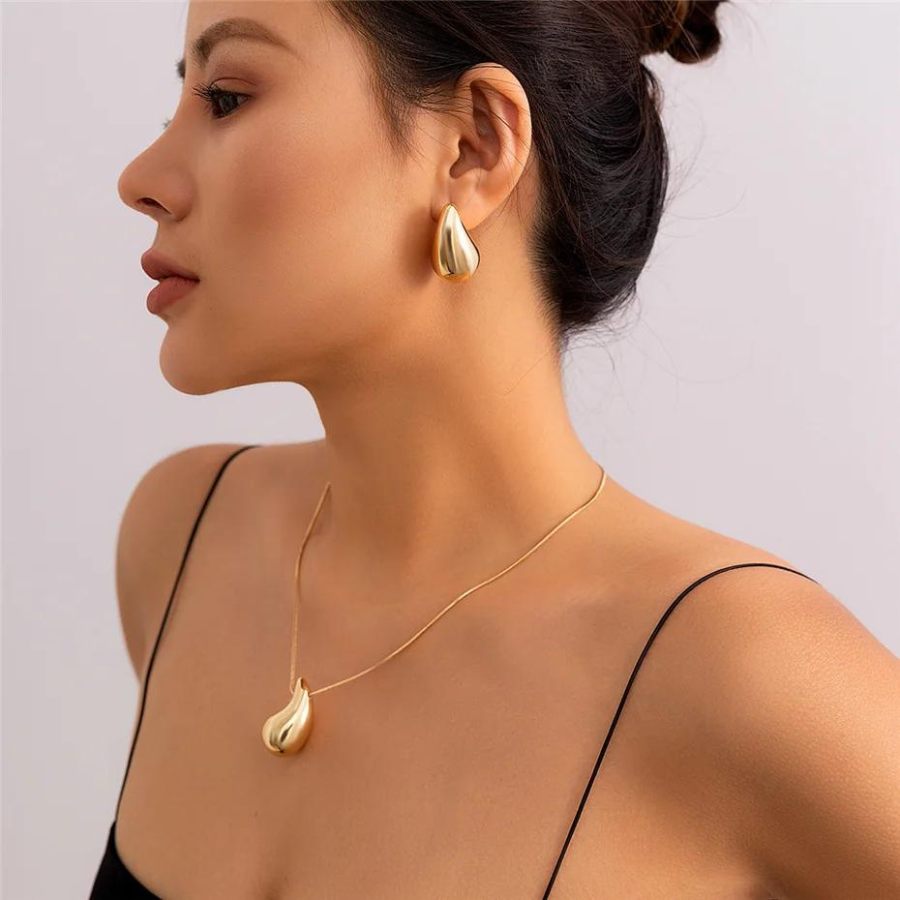 Collar de gotas de agua de gran tamaño - Collar dorado con colgante de gota de agua