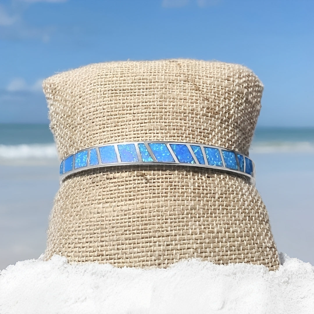 Ocean – Pulsera de ópalo azul y plata