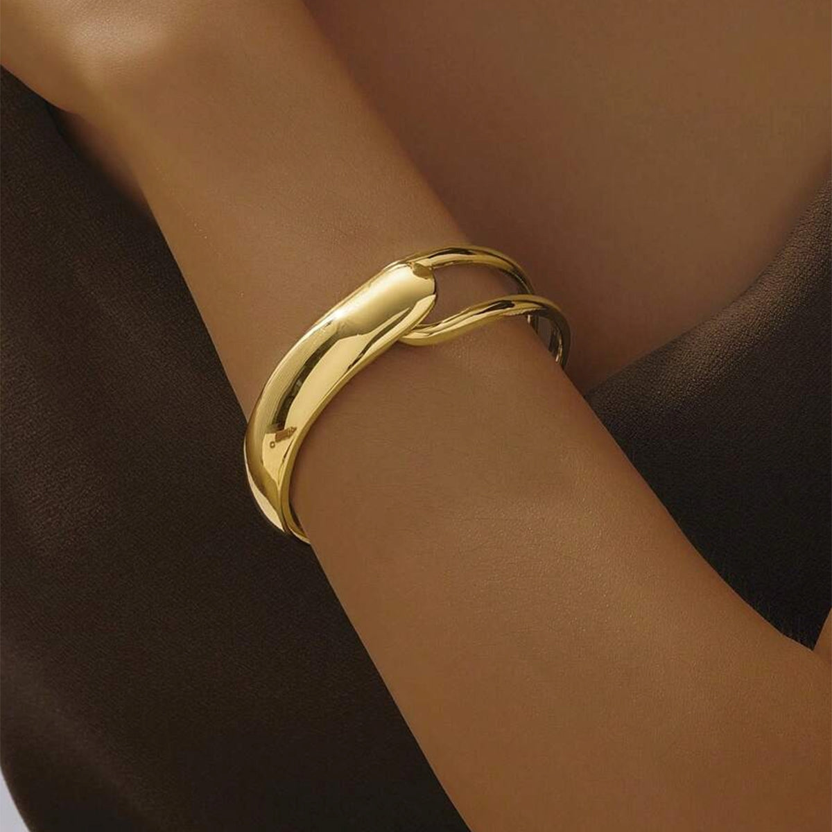 Livina – Pulsera de oro fina y elegante