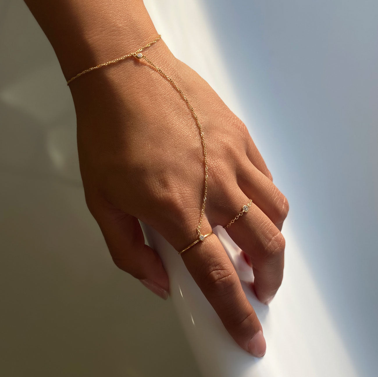Emily - Anillo de Cadena Solitaire