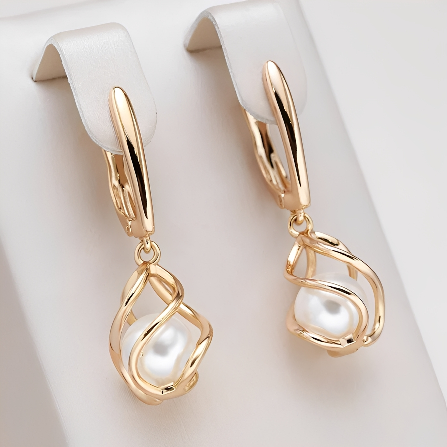 Elena – Pendientes elegantes de perlas en oro