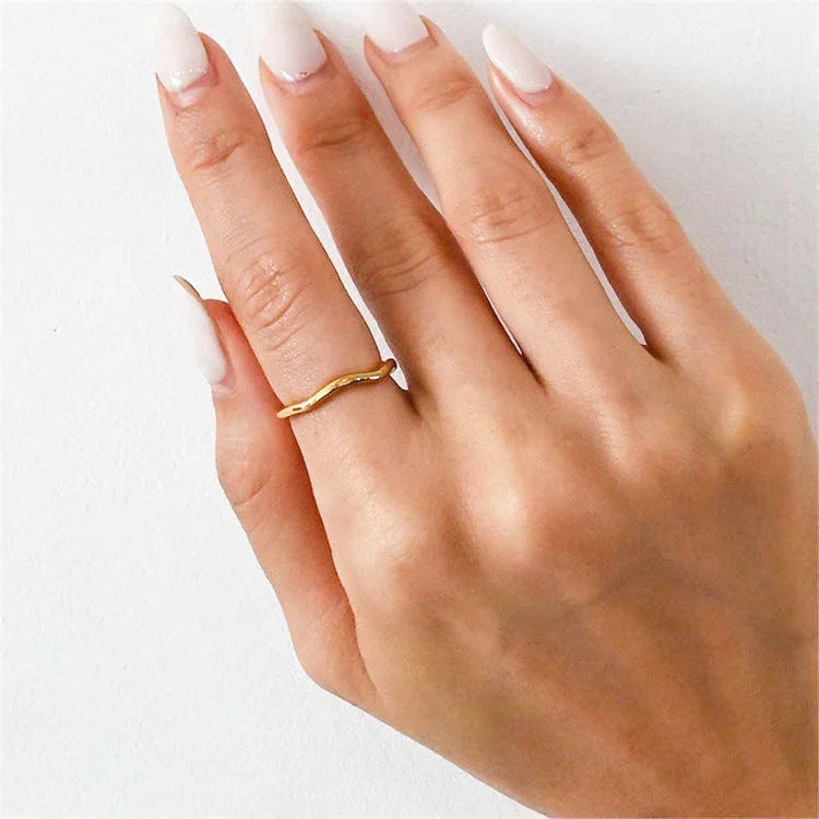 Dianne – Anillo chic dorado superponible