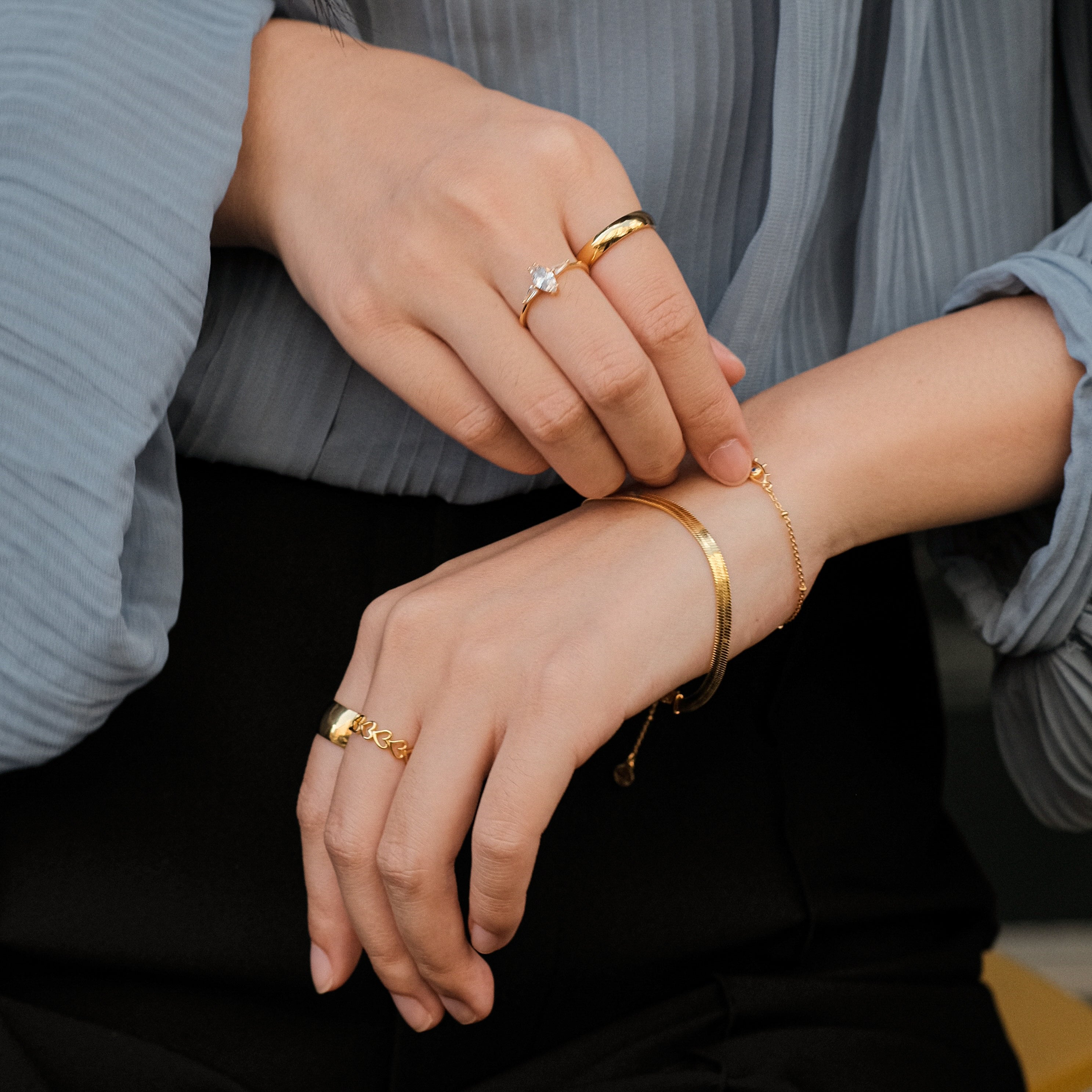 Jia - Anillo de corazón alto
