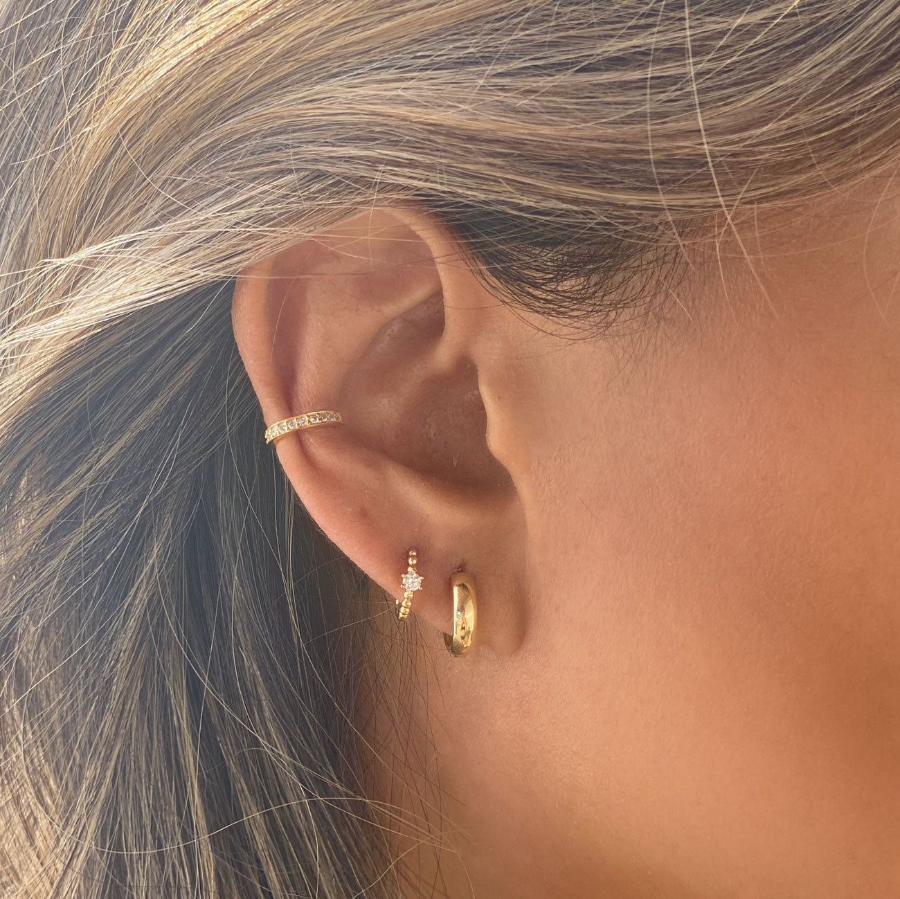 Pave Perle Pendientes Huggie