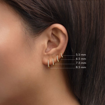 Pave - Pendientes Huggie de Circonitas