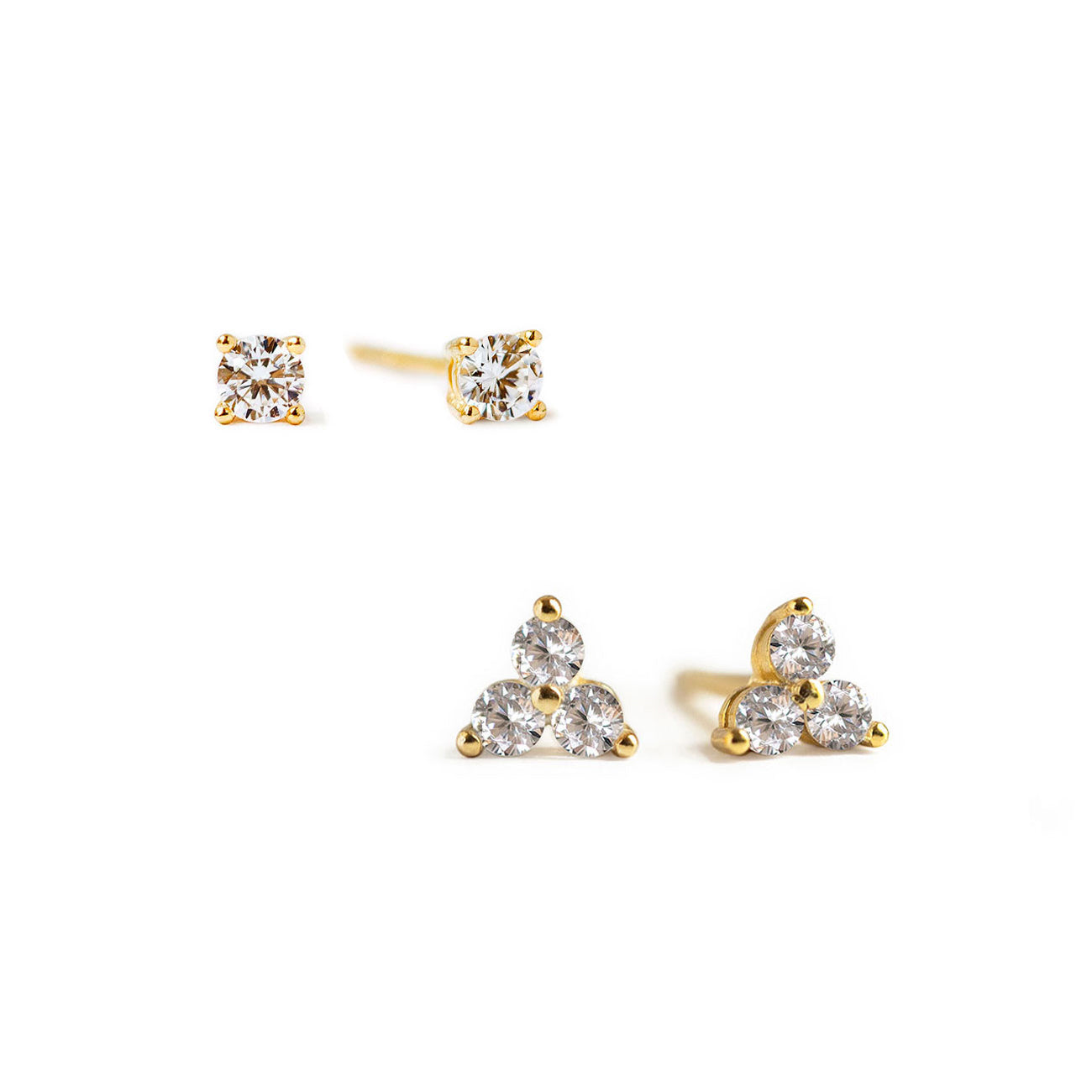 Conjunto de pendientes de trébol diminuto con pavé