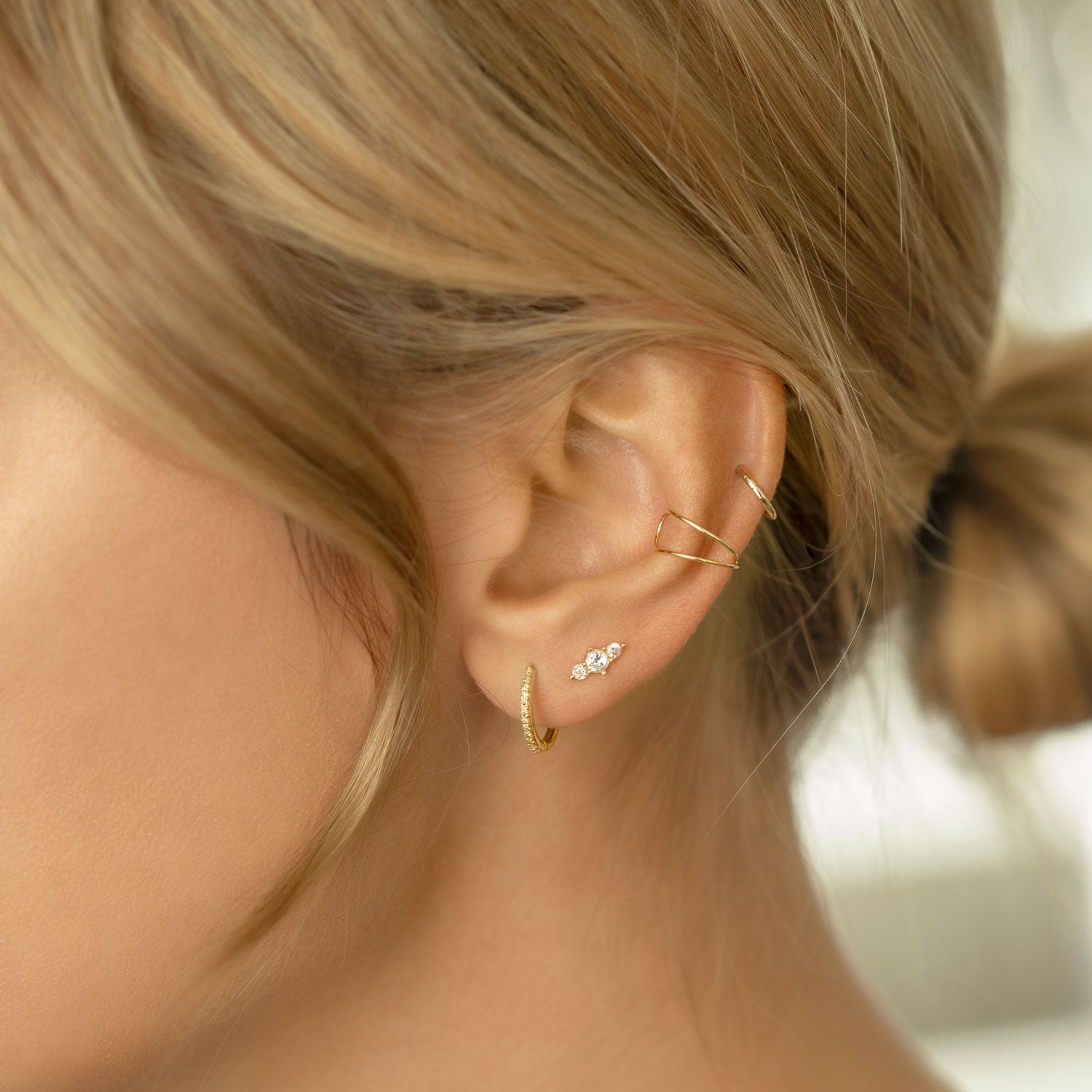 Suki - Doble mancuernas para las orejas