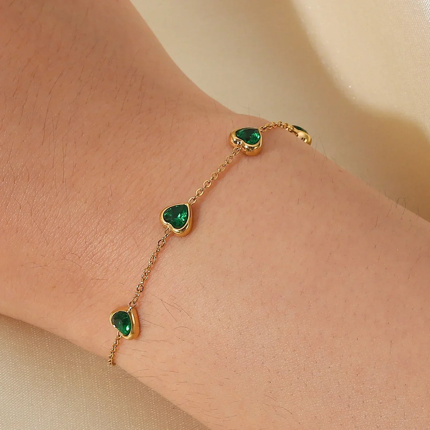 Miyu – Pulsera corazón Timeless