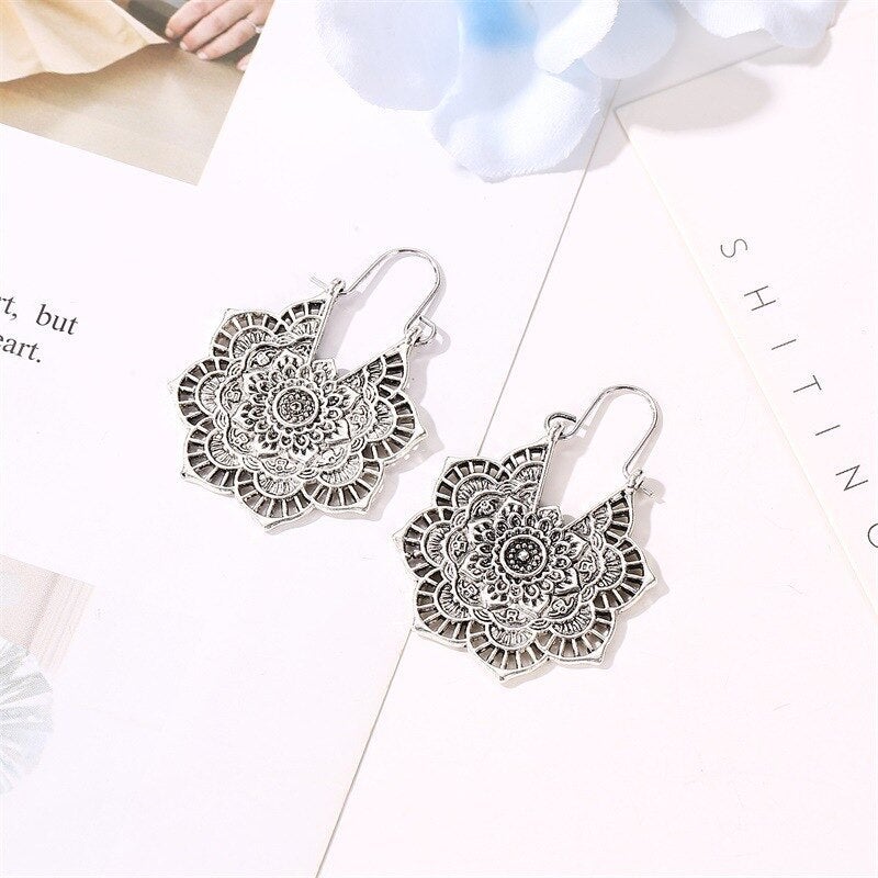 Sanya – Pendientes Mandala del Loto