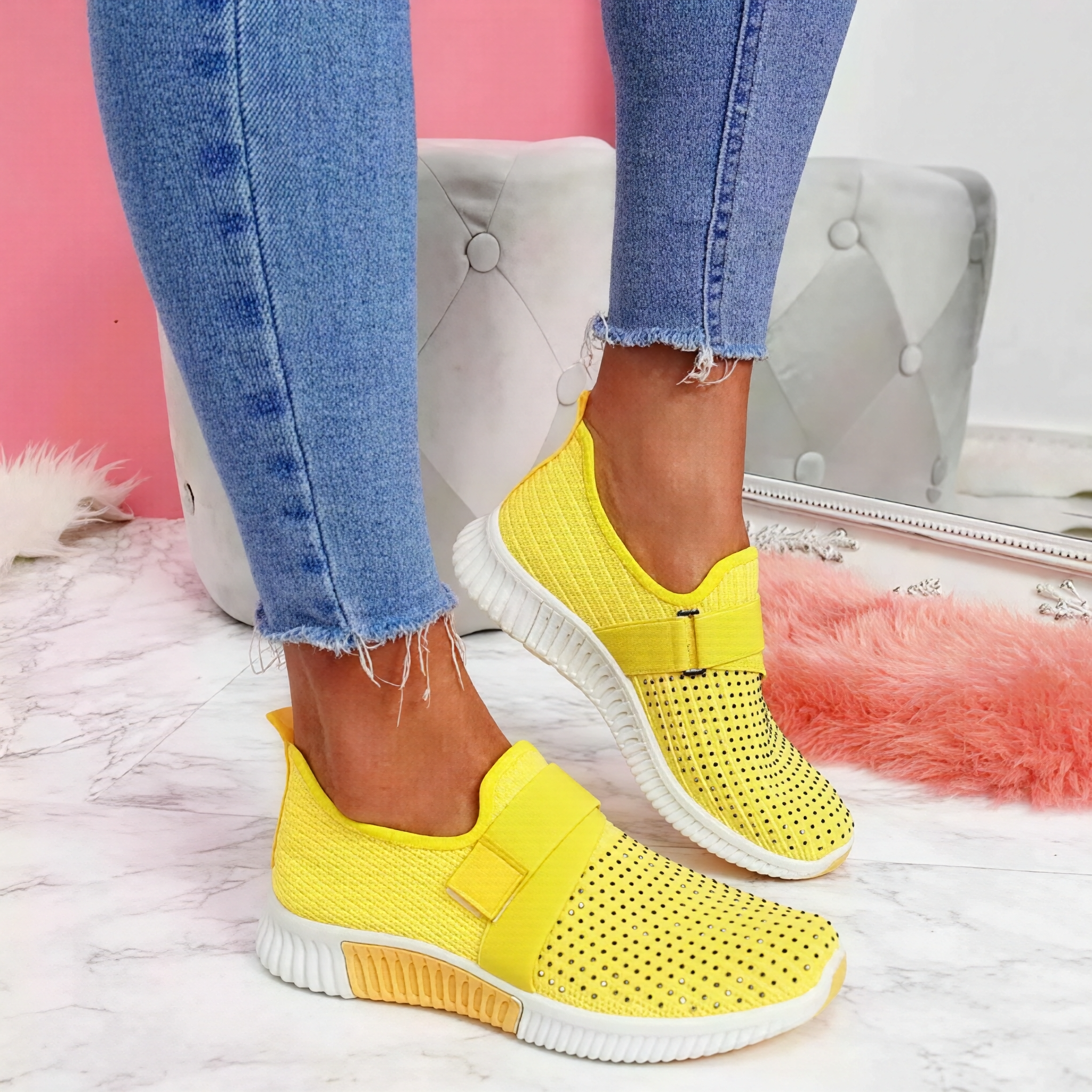 Kinsley - Zapatillas slip-on con detalles de cristal