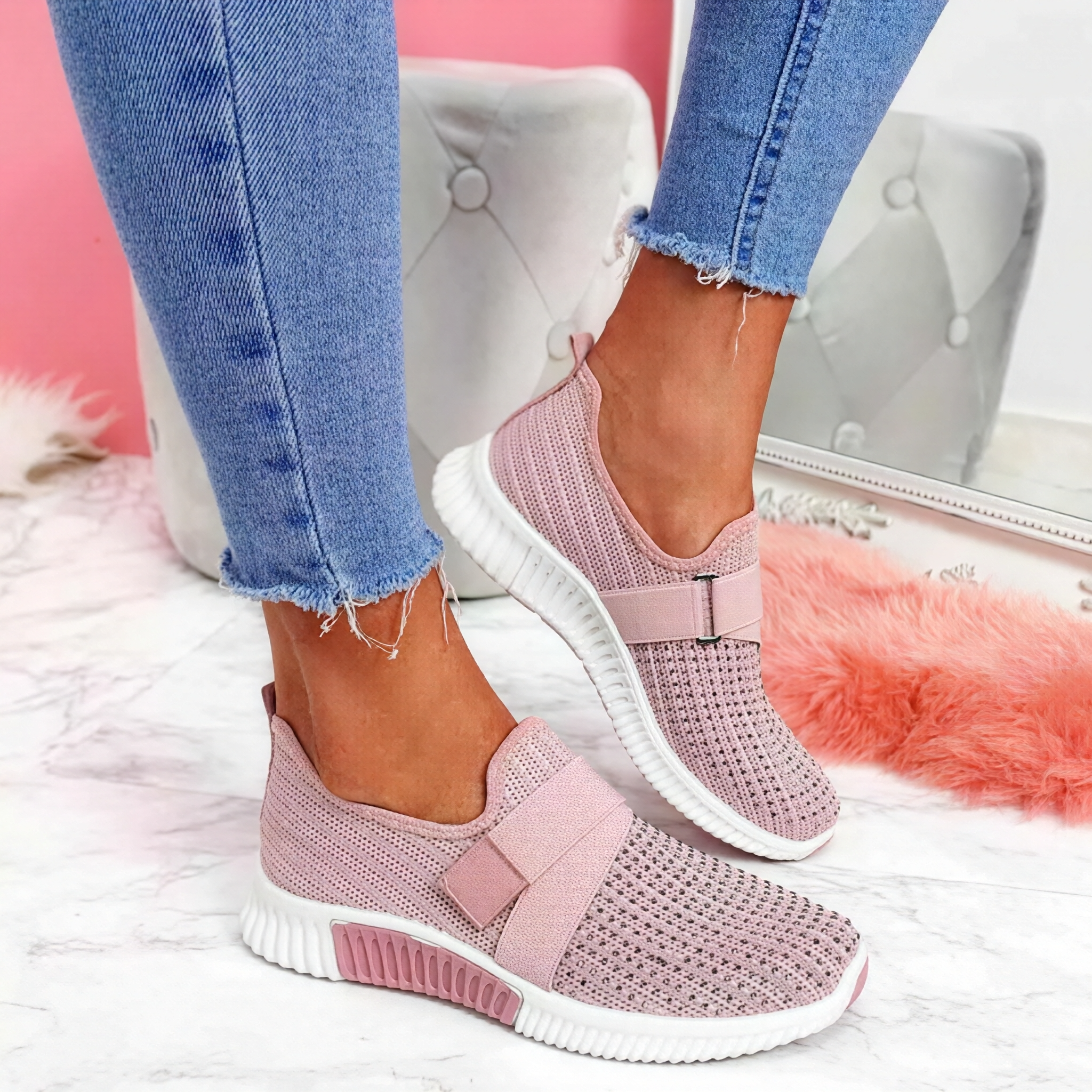 Kinsley - Zapatillas slip-on con detalles de cristal